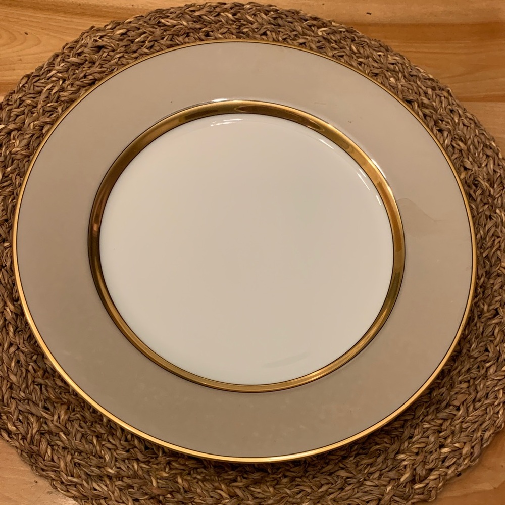 Fitz and Floyd Gold and Cream Dinner Plate